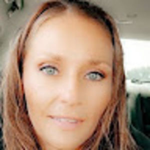 Meet your Posher, Elena